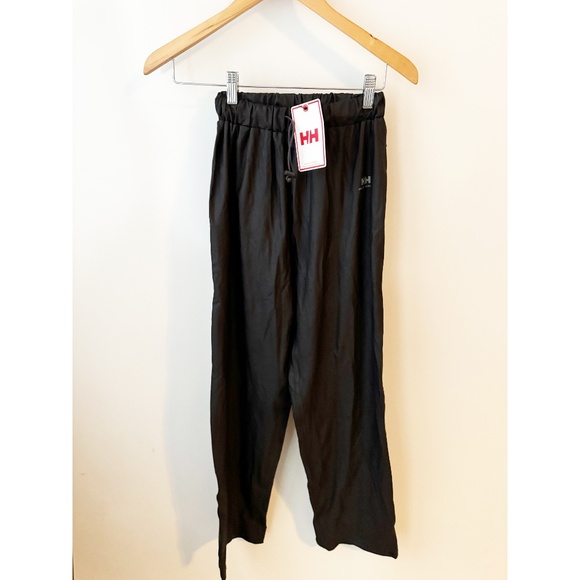 NEW HELLY HANSEN Black Voss Windproof Waterproof Rain Pants XS NWT - Picture 3 of 6